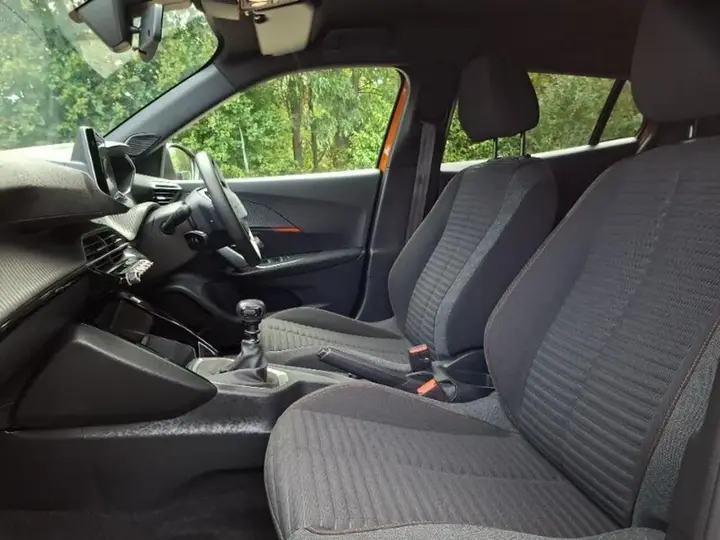 Peugeot 2008 2023 photo 5