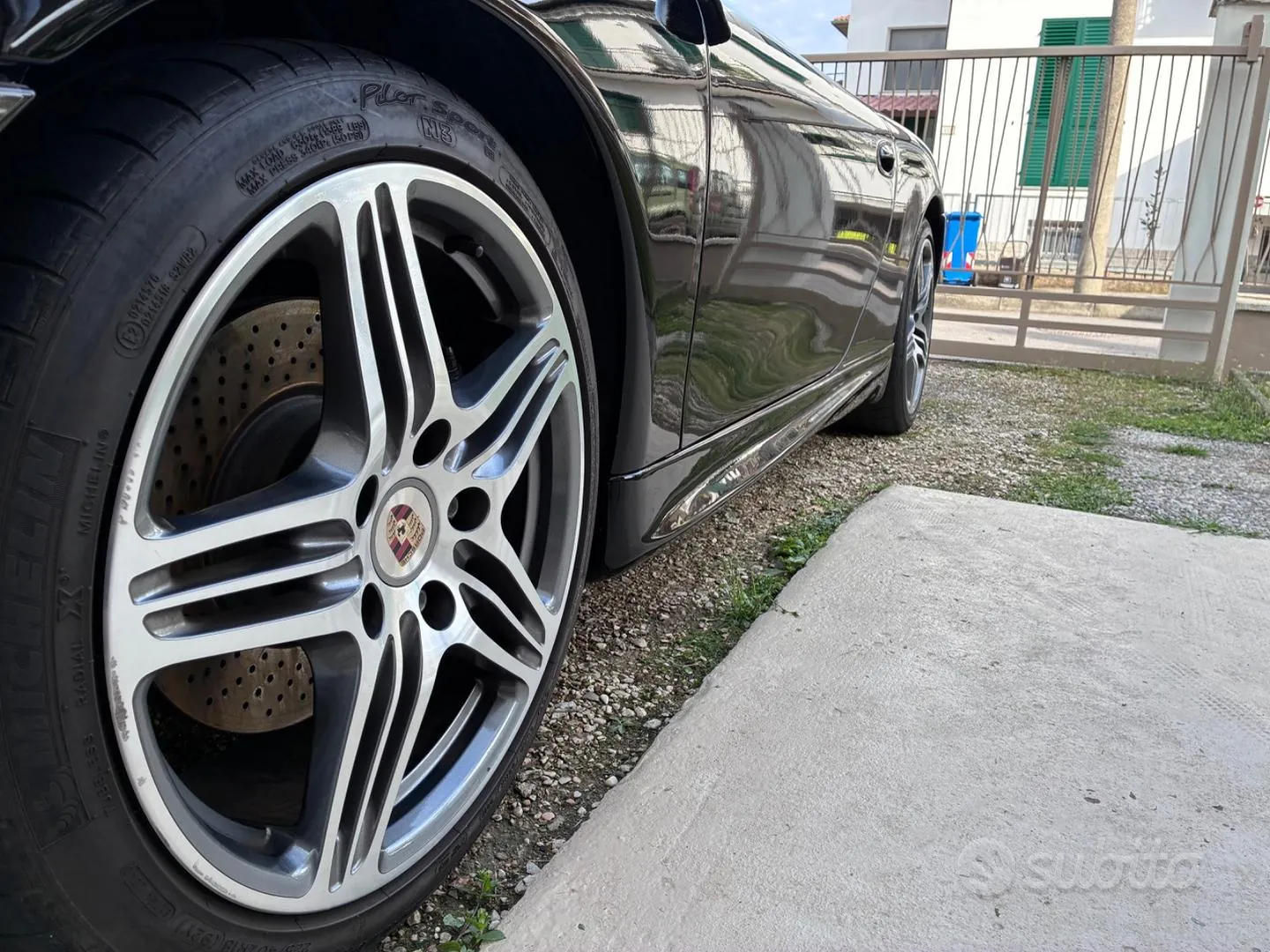 Porsche 911 2001 photo 2