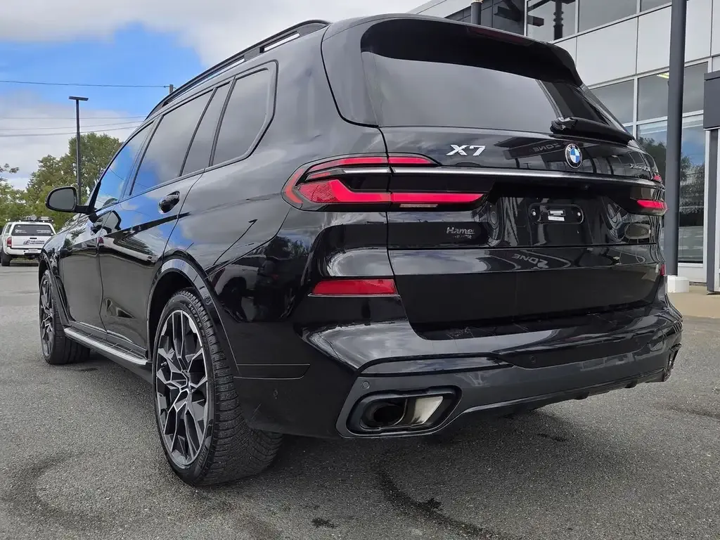 BMW X7 2023 photo 3