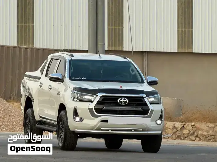 Toyota Hilux 2022 photo 4