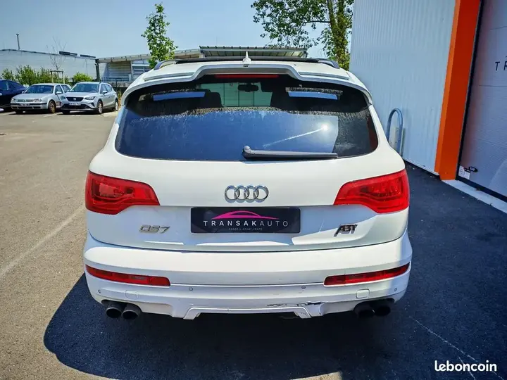 Audi Q7 2012 photo 4