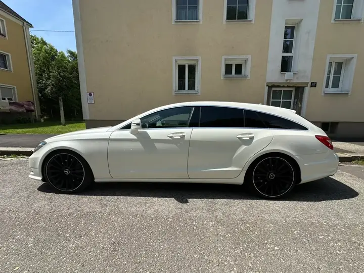 Mercedes-Benz Cls 2014 photo 2