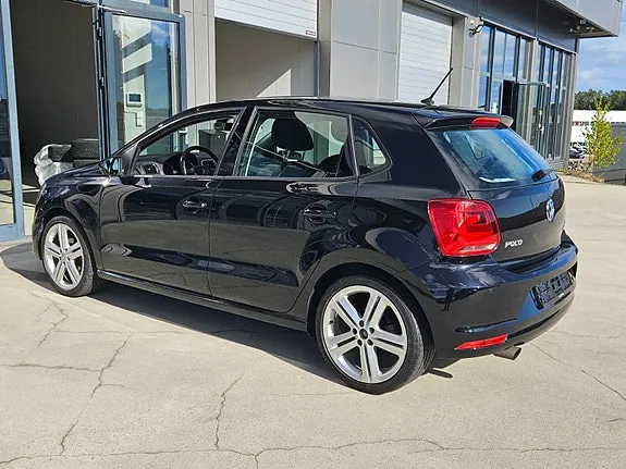 Volkswagen Polo 2015 photo 3