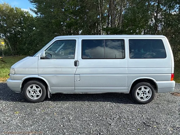 Volkswagen Multivan 2003 photo 2