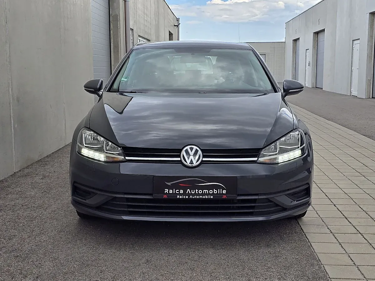 Volkswagen Golf 2018 photo 2