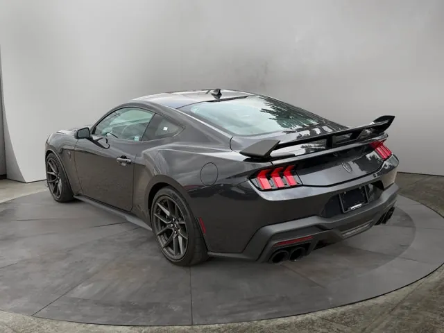 Ford Mustang 2024 photo 3