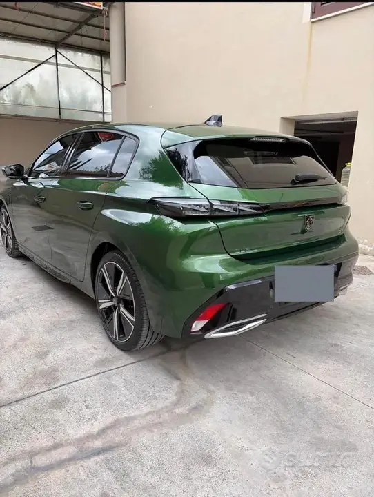 Peugeot 308 2022 photo 2