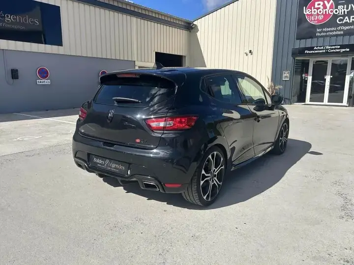 Renault Clio 2016 photo 3