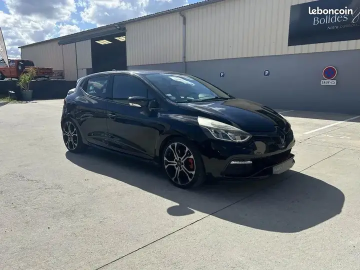 Renault Clio 2016 photo 2