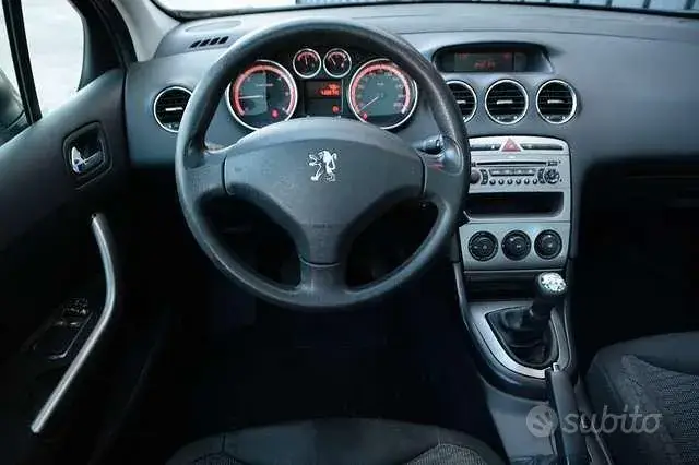 Peugeot 308 2009 photo 5