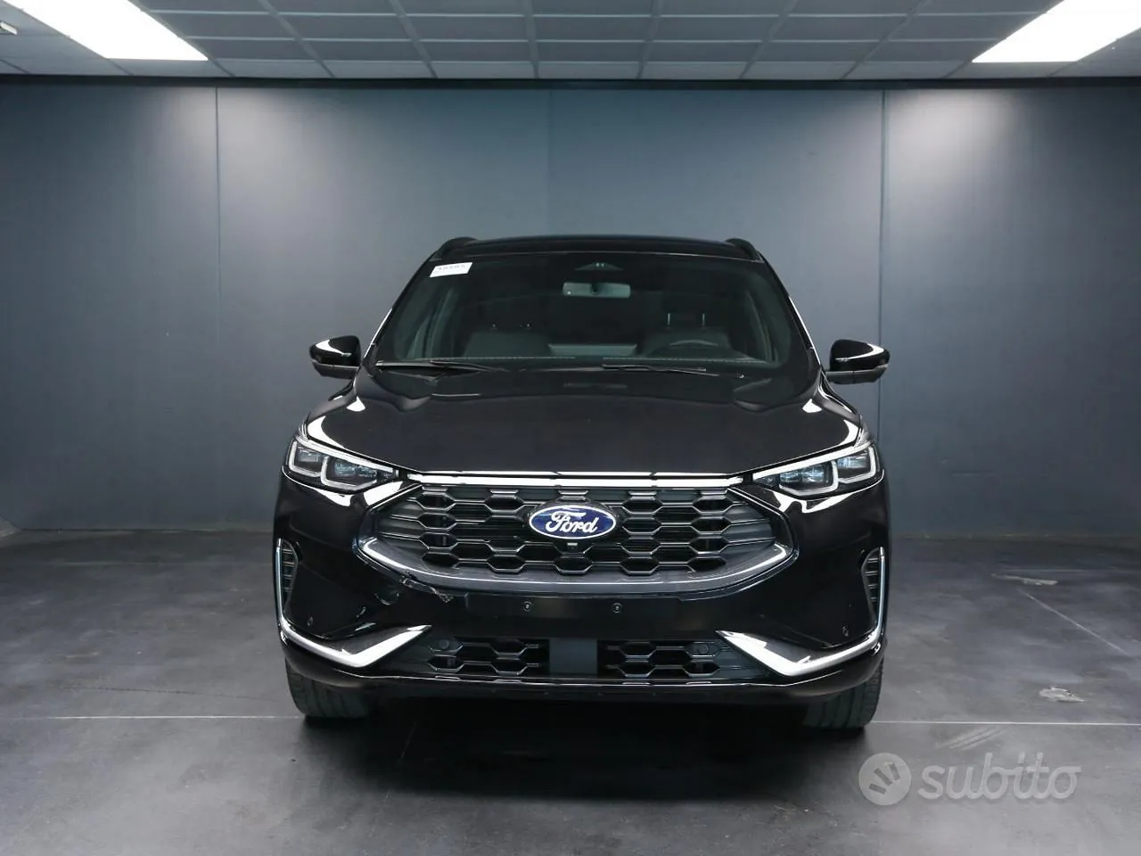 Ford Kuga 2025 photo 2