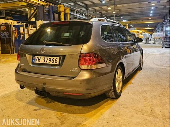 Volkswagen Golf 2012 photo 5