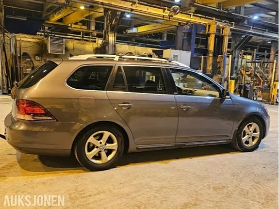 Volkswagen Golf 2012 photo 4