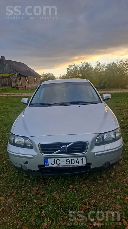 Volvo S60 2008 photo 4