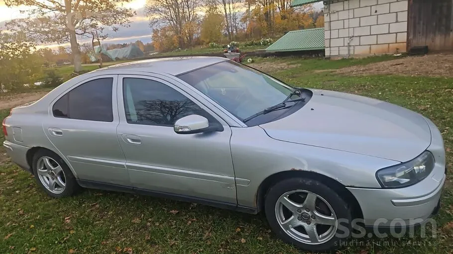Volvo S60