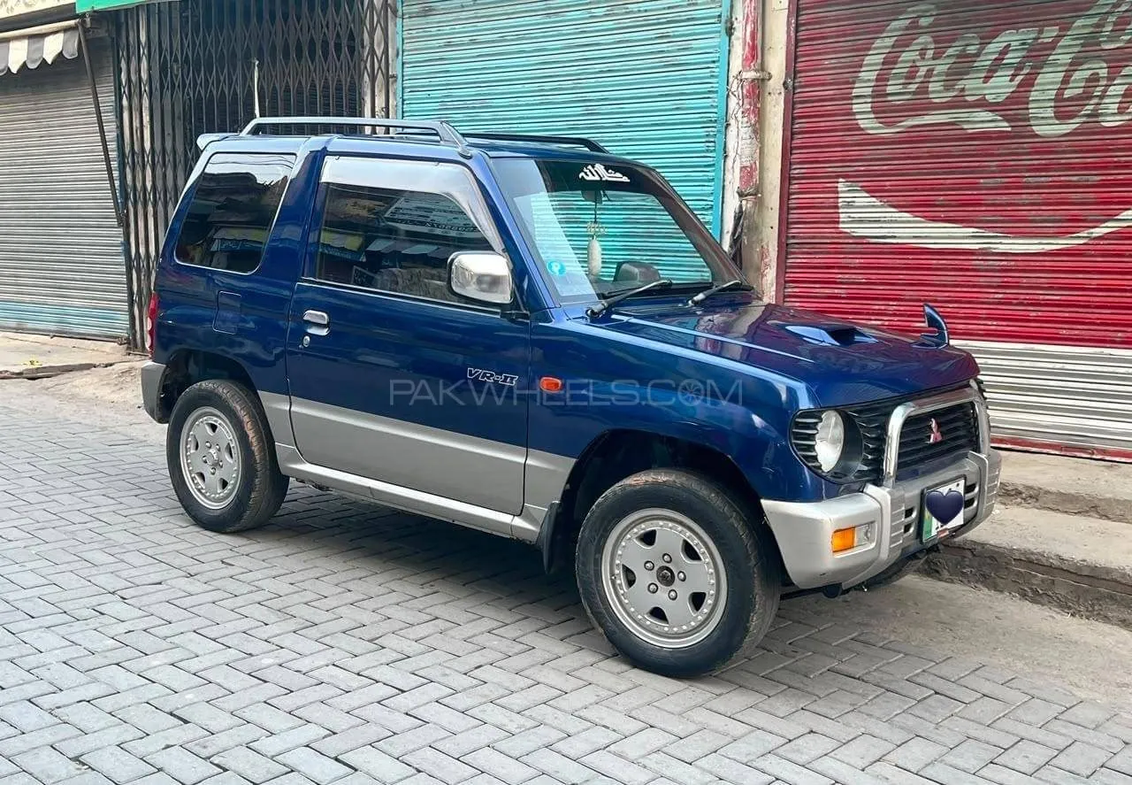 Mitsubishi Pajero Mini