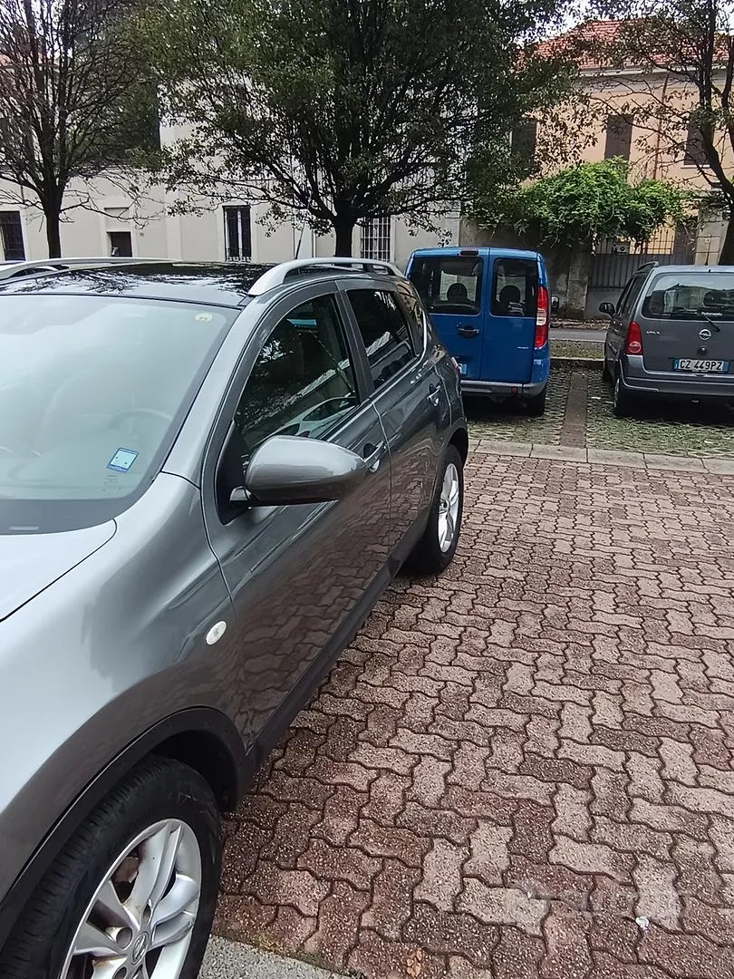 Nissan Qashqai 2012 photo 3