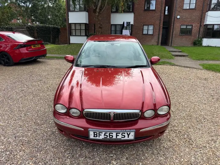 Jaguar X-Type