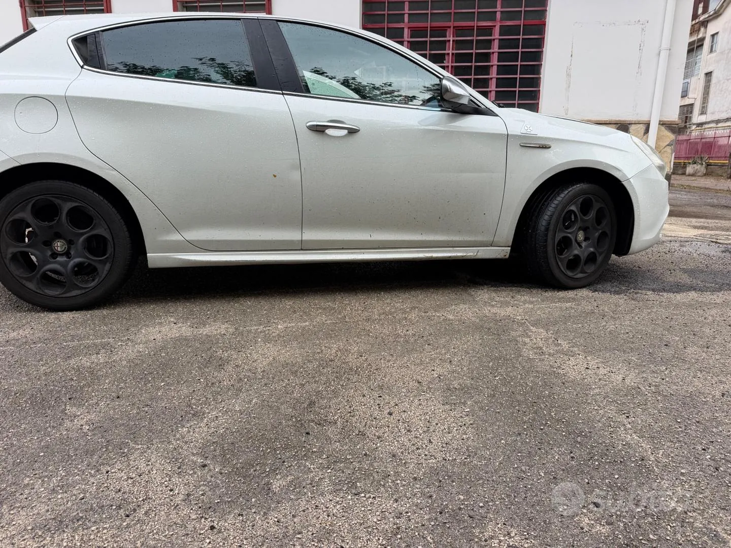 Alfa Romeo Giulietta 2012 photo 4