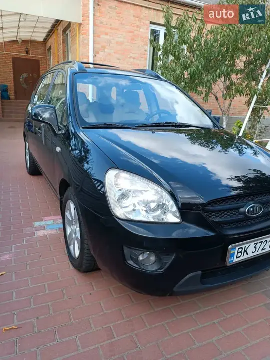 Kia Carens 2006 photo 2