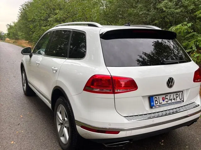 Volkswagen Touareg 2017 photo 4