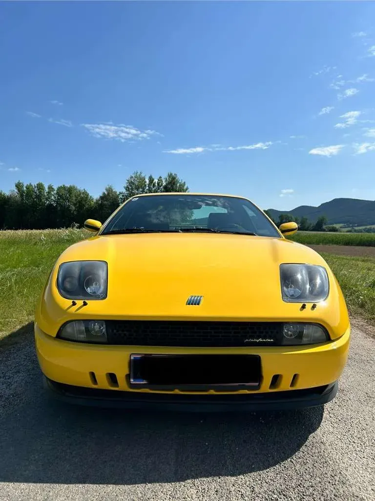 Fiat Coupé 1995 photo 2