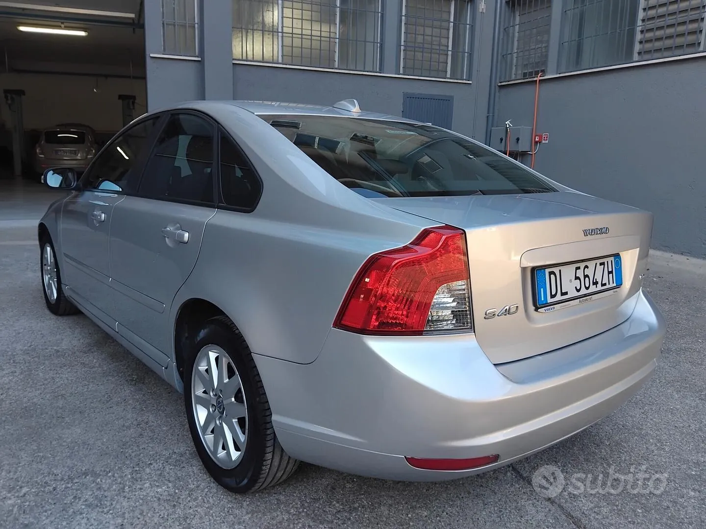 Volvo S40 2007 photo 2