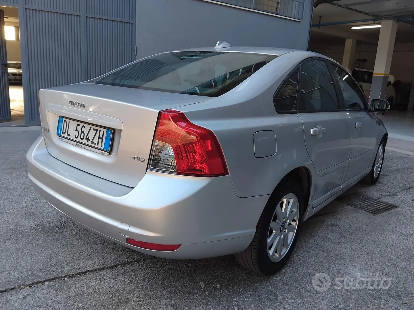 Volvo S40
