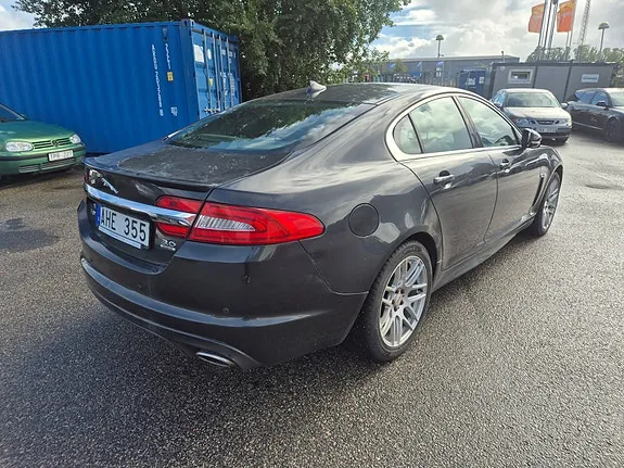 Jaguar Xf 2013 photo 2
