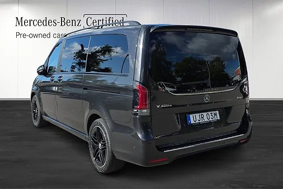 Mercedes-Benz V300 2026 photo 3