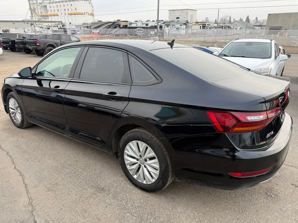 Volkswagen Jetta 2019 photo 4