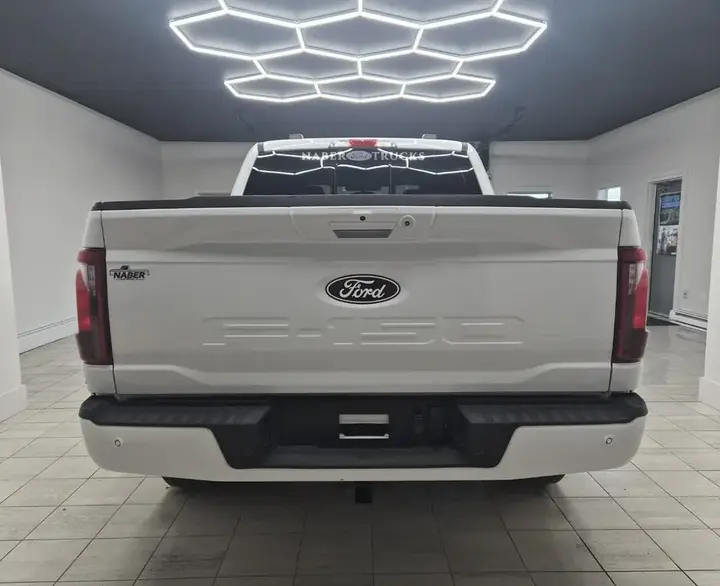 Ford F-150 2025 photo 3