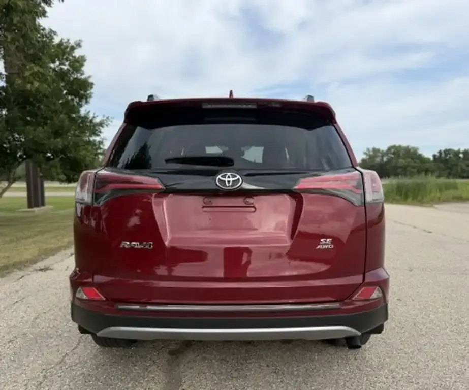 Toyota Rav4 2018 photo 4