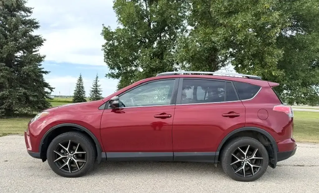 Toyota Rav4 2018 photo 2