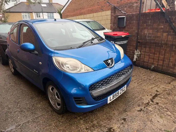 Peugeot 107