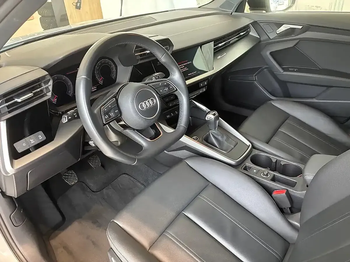 Audi A3 2023 photo 3