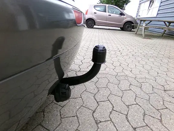 Nissan Note 2011 photo 5
