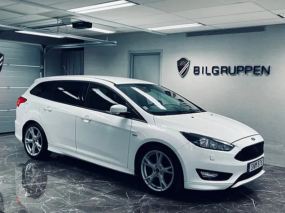 Ford Focus 2017 photo 2