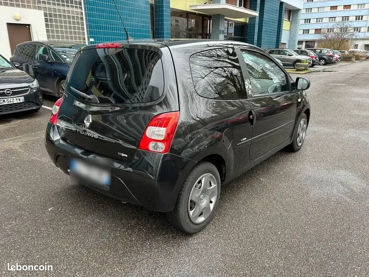 Renault Twingo 2010 photo 2