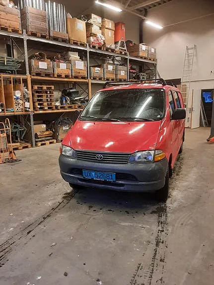 Toyota Hiace 2006 photo 2