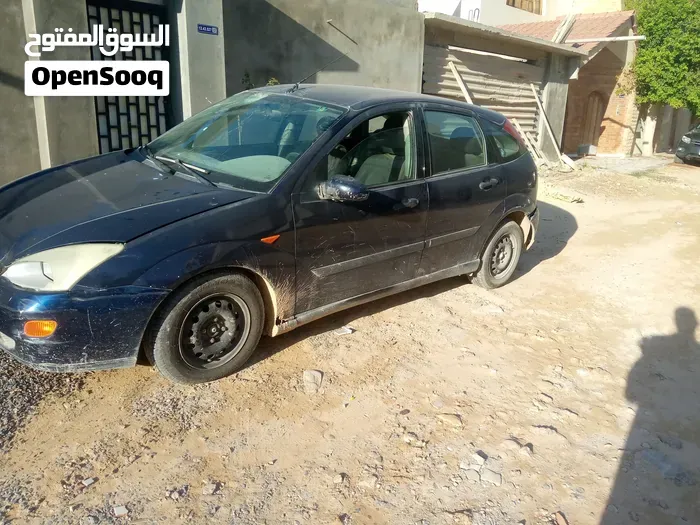 Ford Focus 2000 photo 3