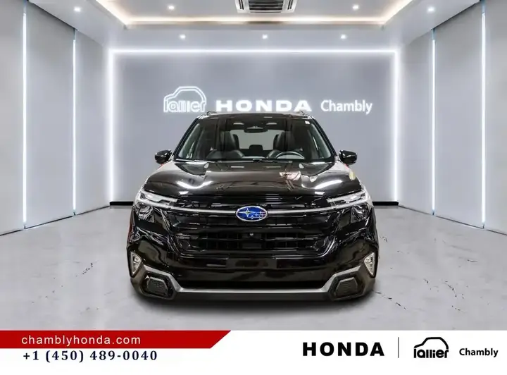 Subaru Forester 2025 photo 2