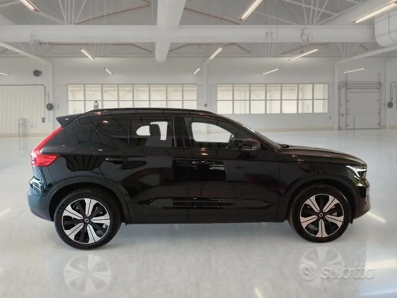 Volvo Xc40 2022 photo 3