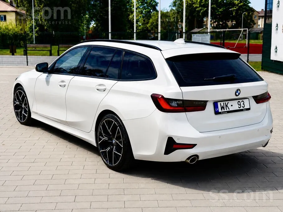 BMW 3 Series 2022 photo 4