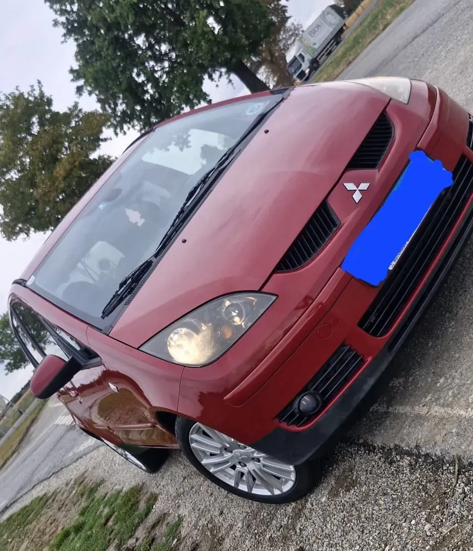 Mitsubishi Colt