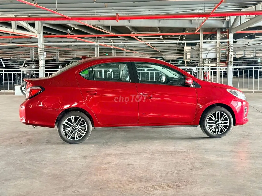 Mitsubishi Attrage 2022 photo 5