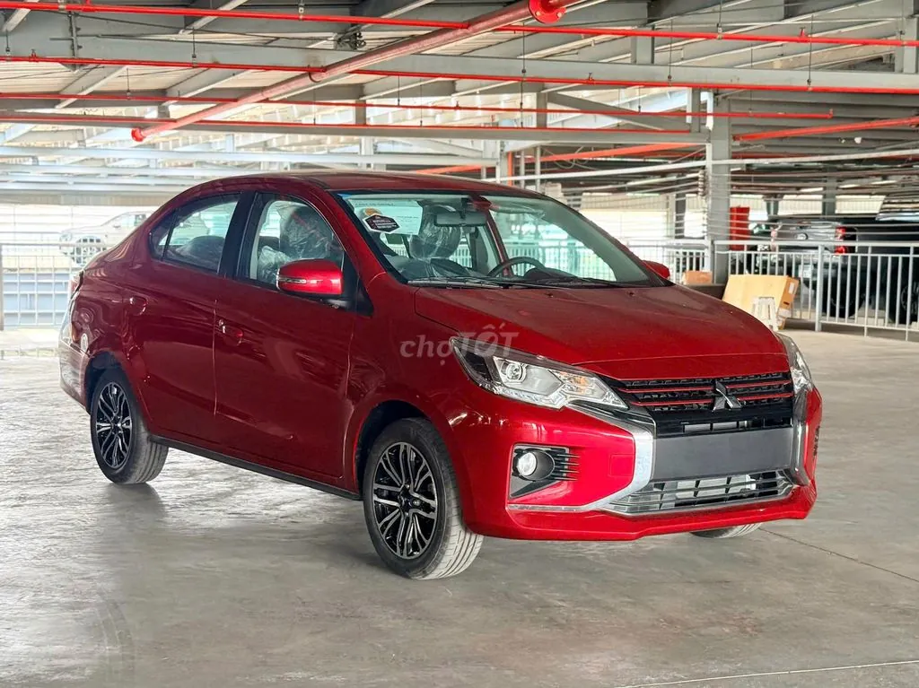 Mitsubishi Attrage 2022 photo 2