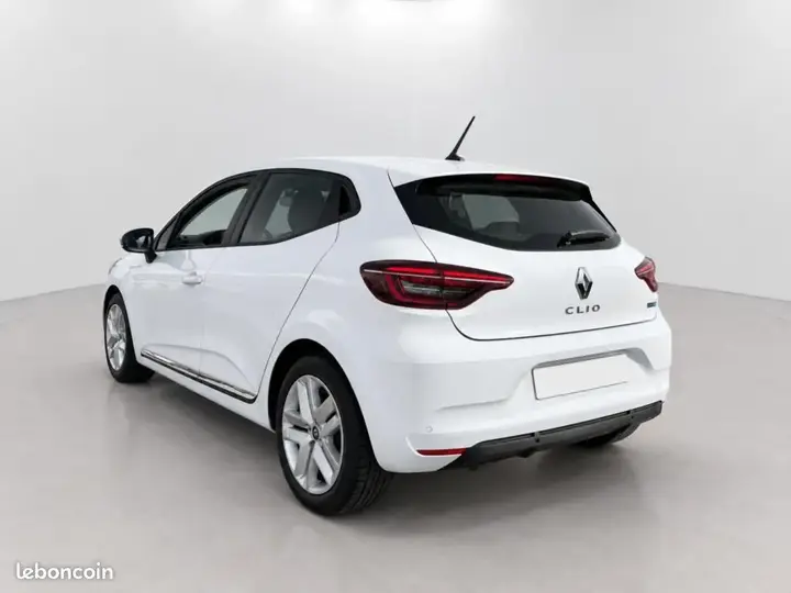 Renault Clio 2021 photo 2