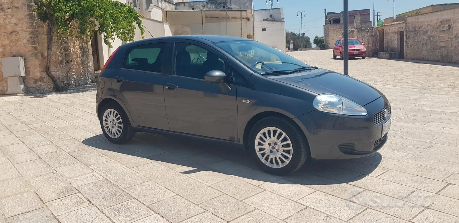 Fiat Grande Punto 2009 photo 5