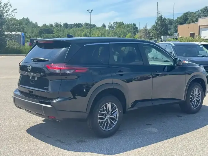 Nissan Rogue 2026 photo 4